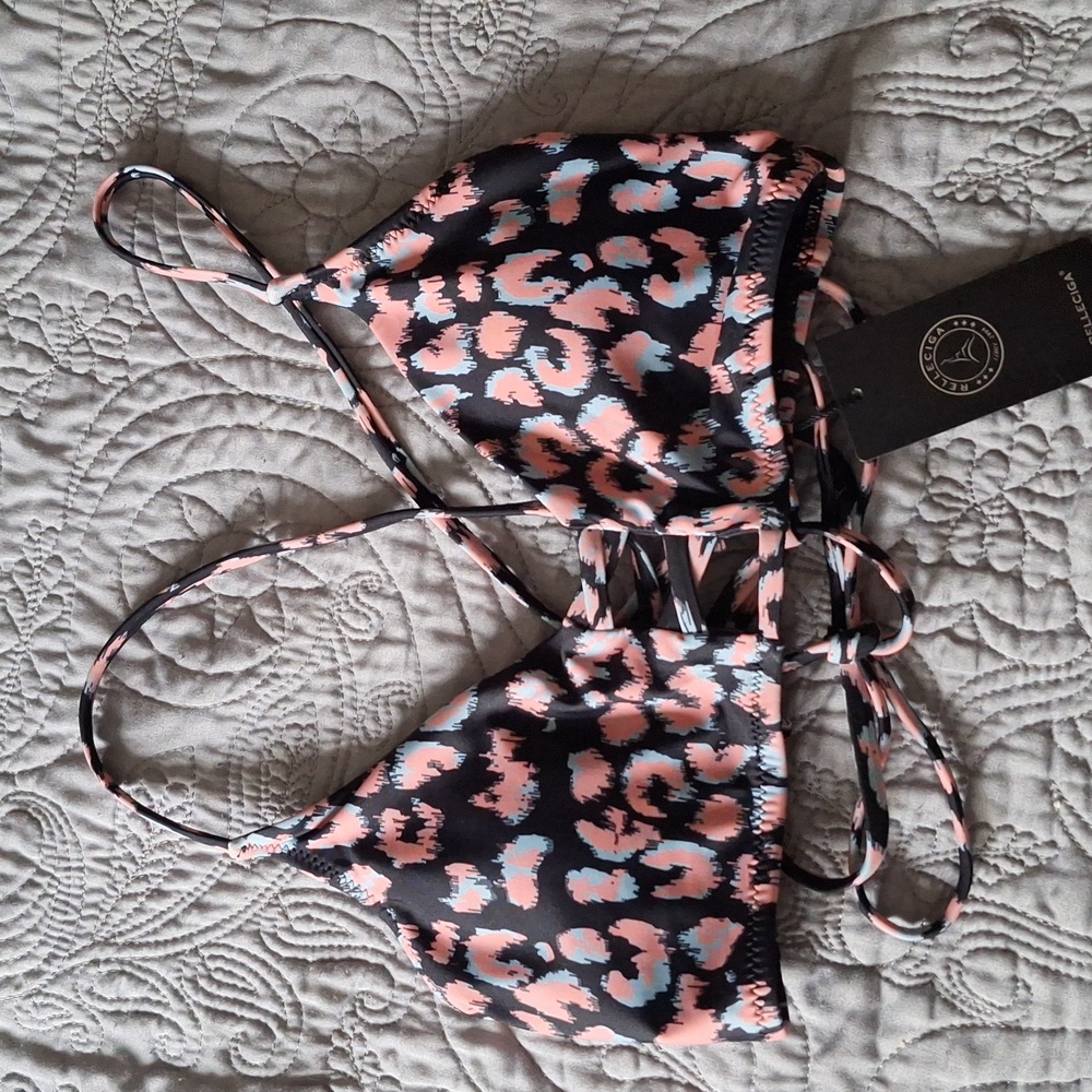 Relleciga bikini top